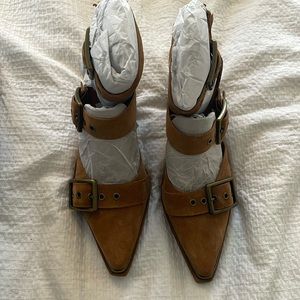 NWT JEFFREY CAMPBELL BUCKLE SHOES